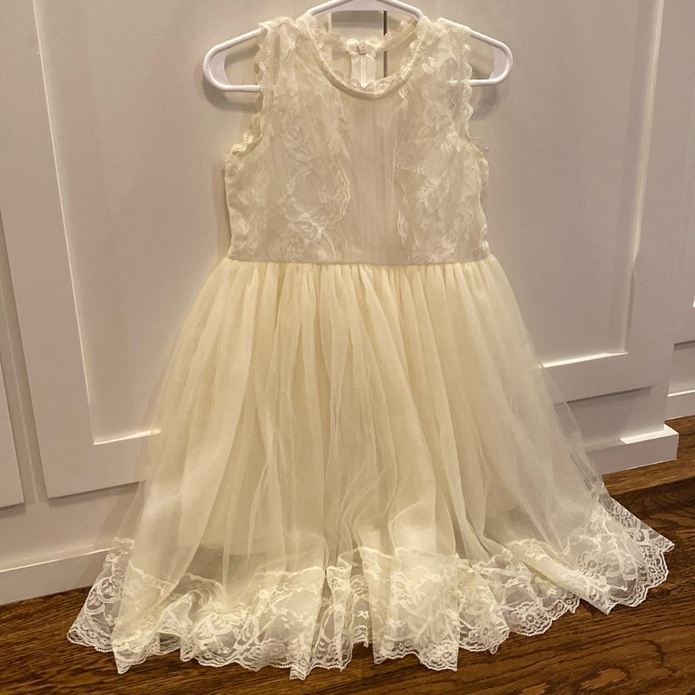 Lace little girl dress